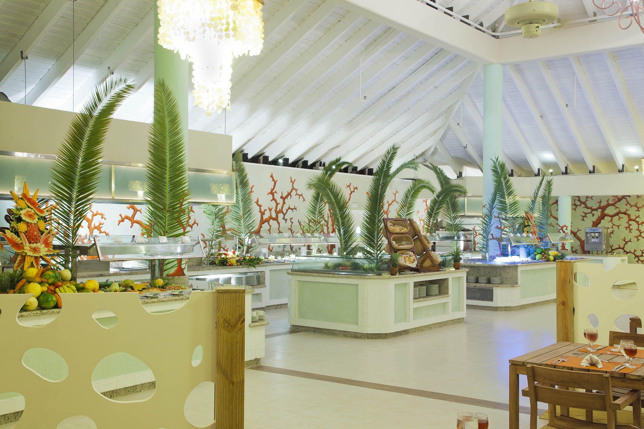Grand Palladium & Resort